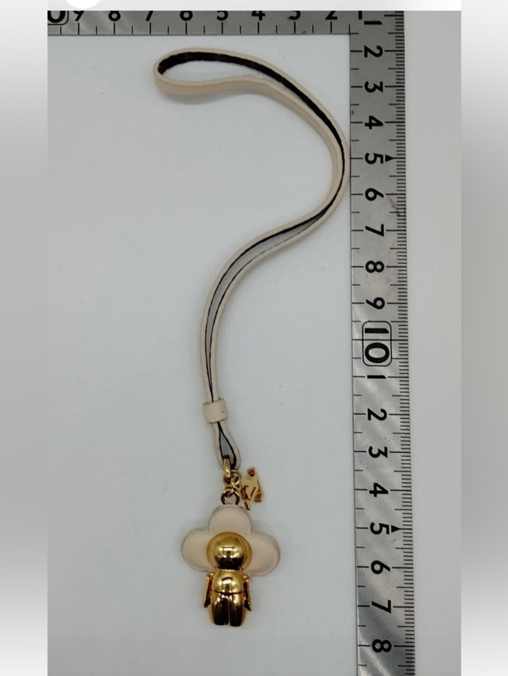 👜 LOUIS VUITTON VIVIENNE FLOWER BAG CHARM STRAP - Picture 6 of 6